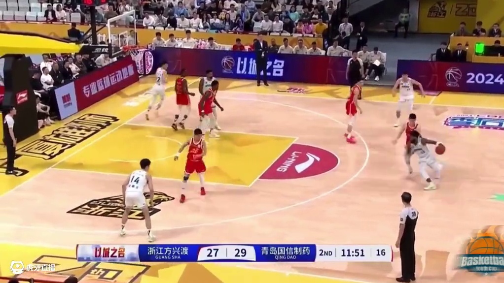 开局15:0！季后赛青岛vs广厦G2， 瀚森单臂劈扣，鲍威尔杀疯了#dou来为cba加油 #cba热