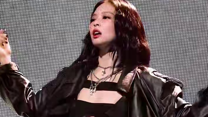 Jennie的人生就是是对“美的掷地有声”的最好诠释！#金珍妮  #Jennie #科切拉音乐节 #