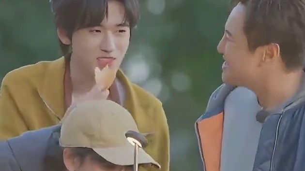 出发团成员只是一味的不信沈腾看书并且恶评