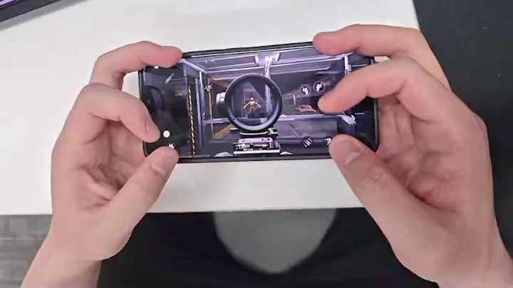 出现了！十指琴魔！ #红魔10Air #红魔游戏手机 #京东重磅新品日 #抢先一步享新机 #三角洲行