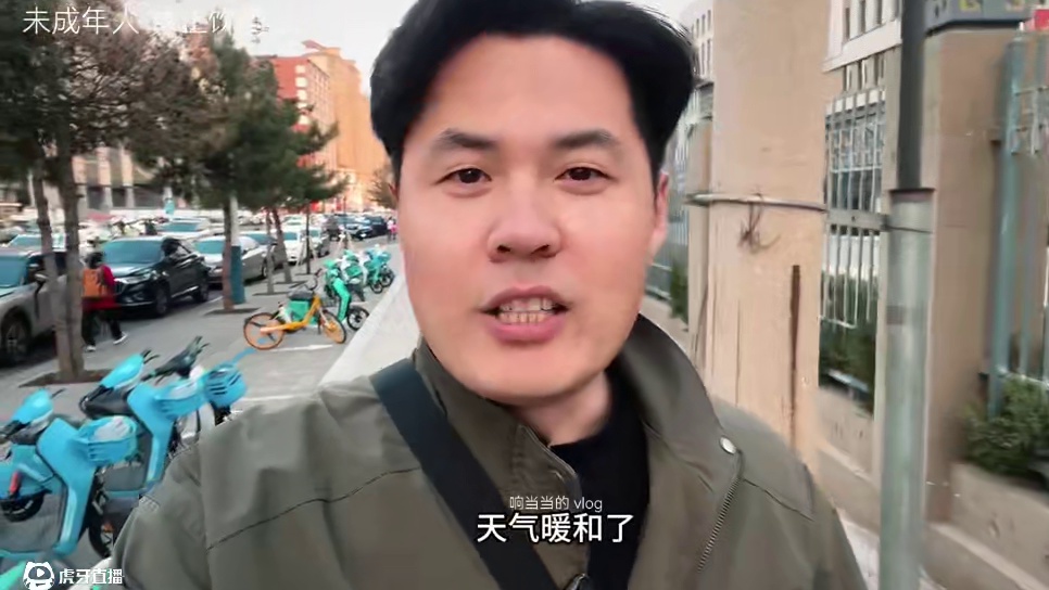 夏天带着孜然味扑面而来，空气中烧烤味浓度预警 #万物皆可种草搜 #烧烤 #呼和浩特美食 #舌尖上的抖