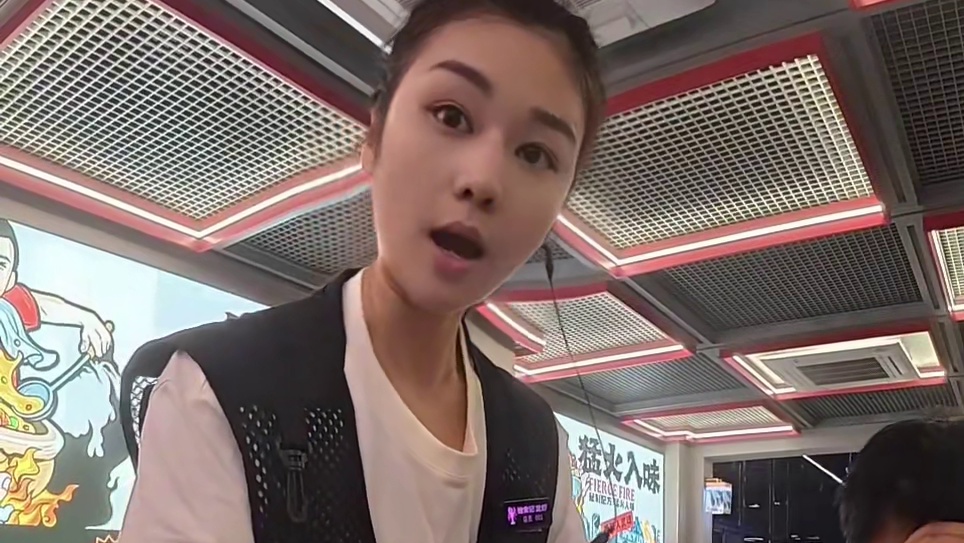 相互信任，交换美好！你赠我美食，我回你巨青.人与人之间不过是一场善意的循环...