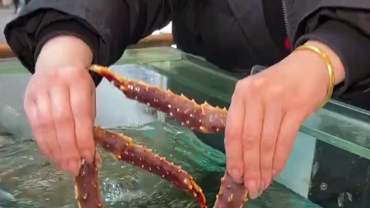 新鲜的海鲜才能吃到原汁原味#南昌美食 #江西躺平式度假#热辣江西  #春日好食光 #海鲜