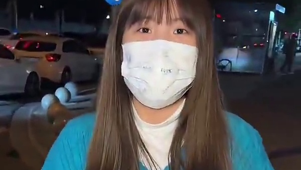 温州街头偶遇的鸡蛋仔便衣，摊主不在，竟然让我帮忙看摊…。