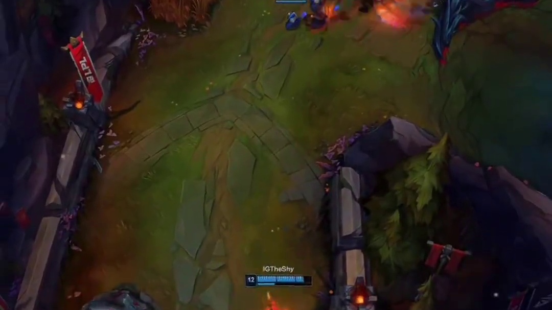 shy哥豹女被山鸡掘墓单杀“你跑我追你插翅难飞”