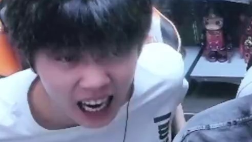 大橘子暴露本性？ 