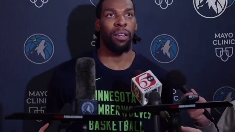 湖人有意在今夏拿下里德 完成中锋补强#湖人 #詹姆斯