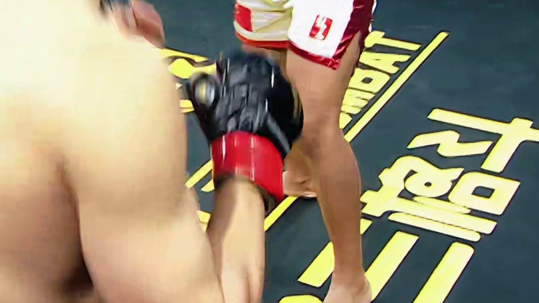 龙三格斗环球拳王巡回赛 默罕默德VS伊力扎提