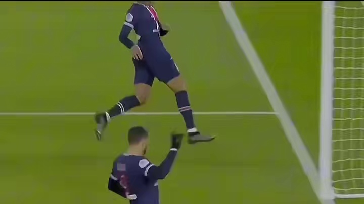 足球赛场那些值得尊重瞬间真的是没有对比就没有伤害系列