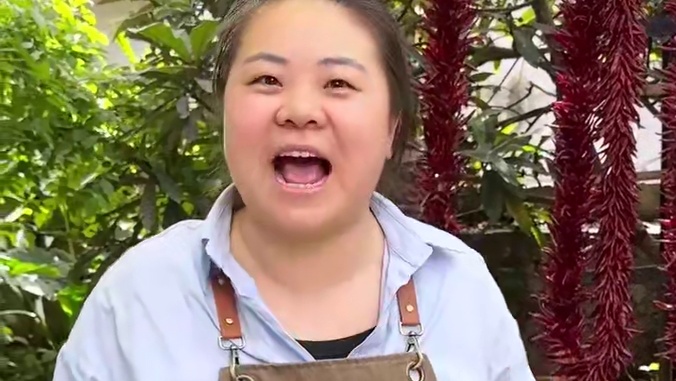 夏天来了一口凉面一口稀饭巴适得很嘛！#妈呀太香了 #调料 #嘎嘎好吃 #美食 #凉面