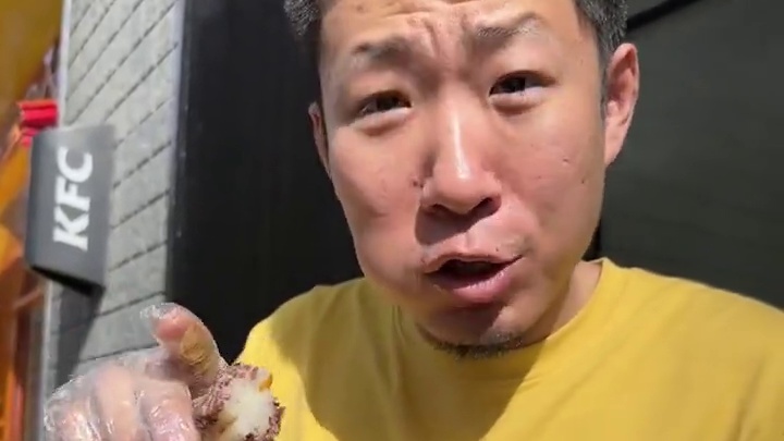 终于吃到啦，糯叽叽的好好吃 百米百糕就在金元宝这#糯叽叽 #年糕 #米糕 #桂花糕 #五一