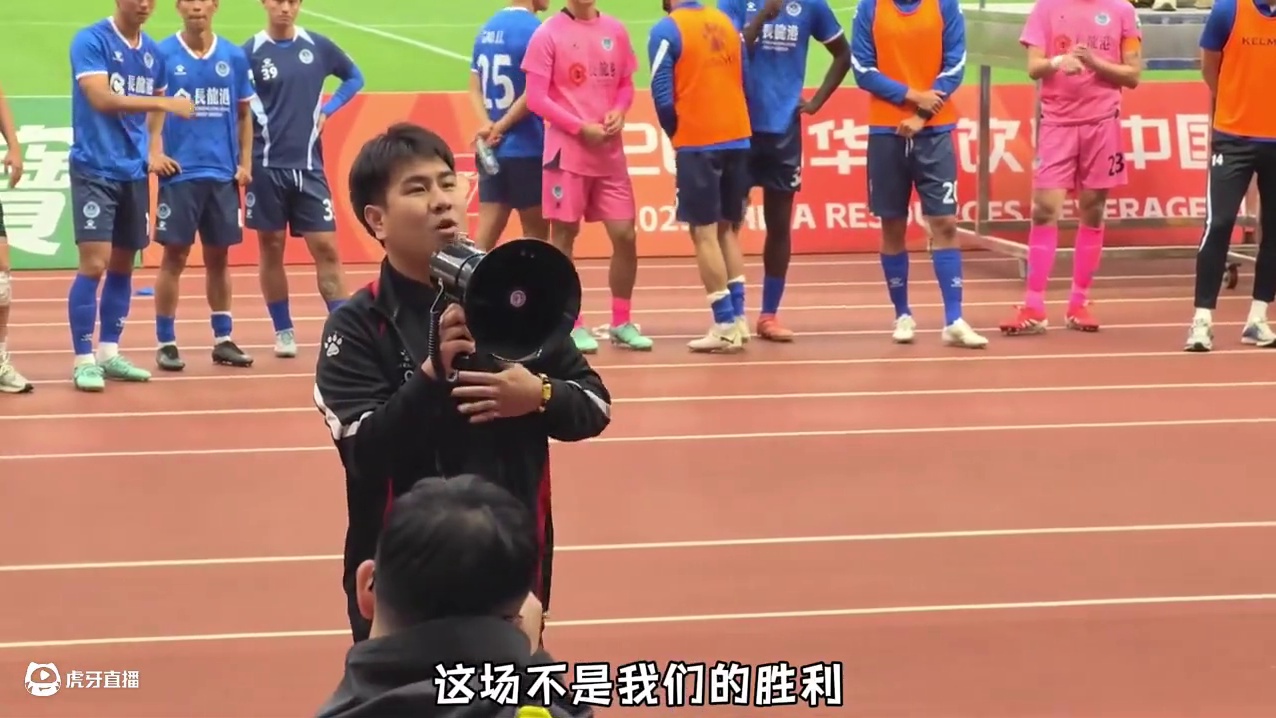 #深圳青年人 #广西平果 #中甲联赛 #现场直击 #足球的魅力 
诺布尔在无锡踢的挣扎，不代表没有实