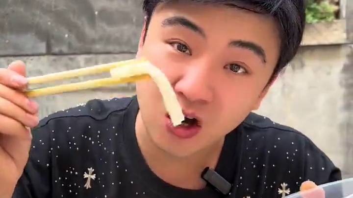 来长安区黄良的，可以尝尝这家开了20年的兄弟酒家。#春日好食光 #西安美食推荐 #吃西安看我的 #西