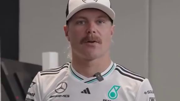 博塔斯当替补车手还要刷盘子 博塔斯介绍自己作为梅奔储备车手的职责，比赛期间要参加车队会议，接受车手反