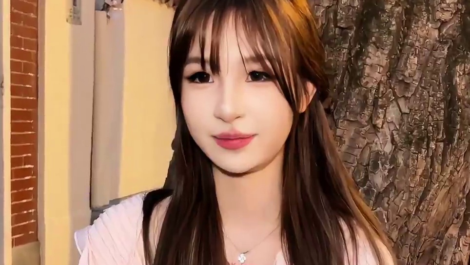 恋爱脑的上海小姐姐，“当然选择原谅”