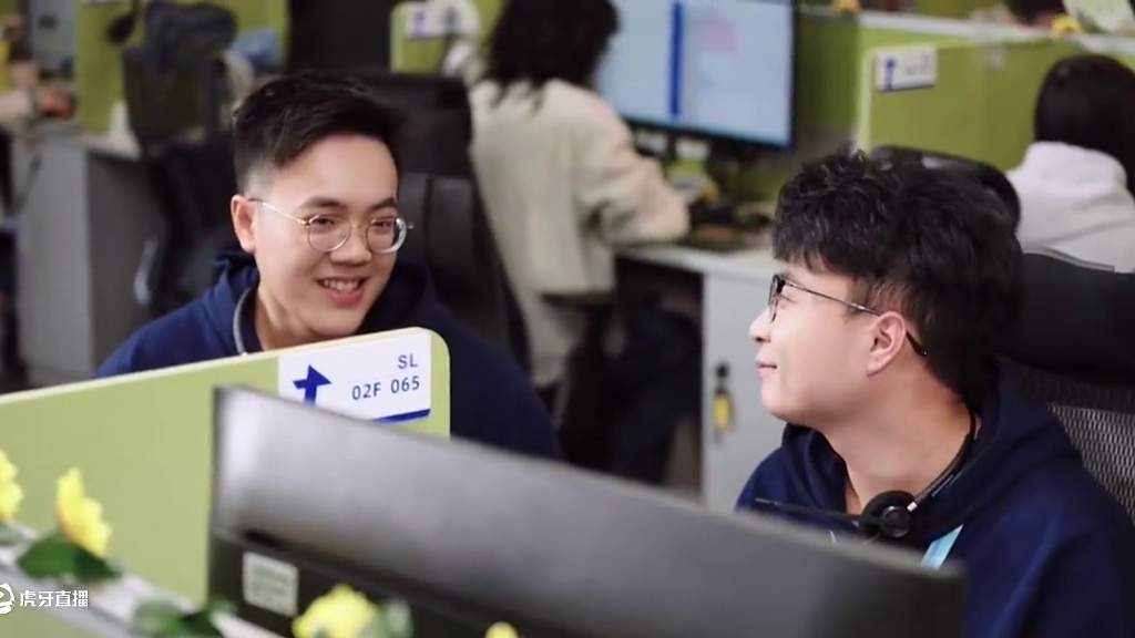 让策划去当客服 被骂的怀疑人生#CF手游#cf手游星火征途#cf手游葫芦娃返场 #cf手游虹儿登场