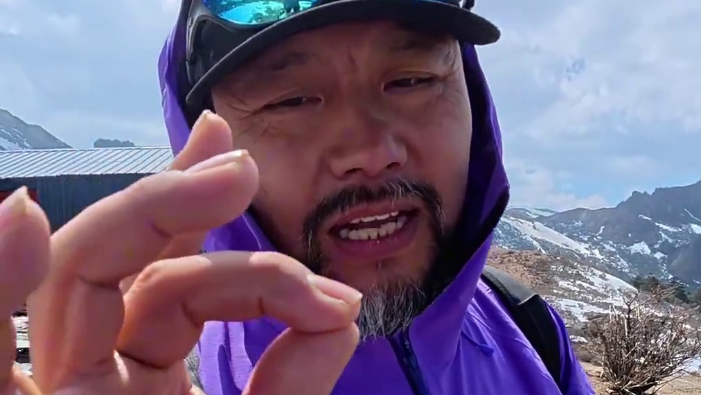 流氓哨能救命？ 流氓哨是高分贝的，有几率让远处的救援队发现你！当然，这个技能必须得流氓在场才能学会！