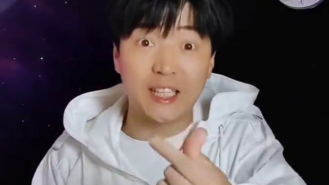 离谱！插手机上就能用的小风扇，到底是不是智商税？