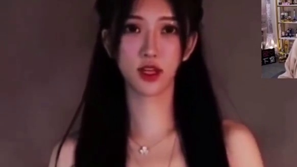 周淑怡一发飞机换来南妹紫色蕾丝热舞，这波真的是血赚