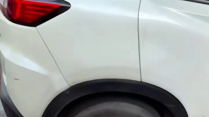 人和鲜货烧烤，羊肉新鲜大串 #同城美食  #烧烤 #附近美食推荐 #手工现串 #鲜肉现切