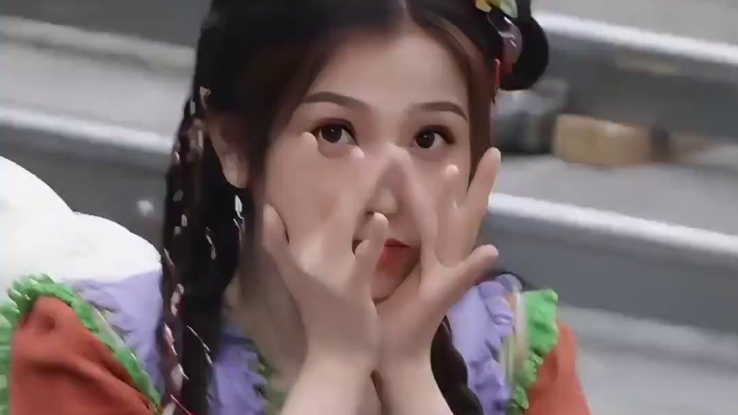 没想到现在还能看见虞书欣和王鹤棣的售后