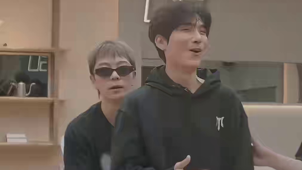 看到他们几个合体尸体暖了