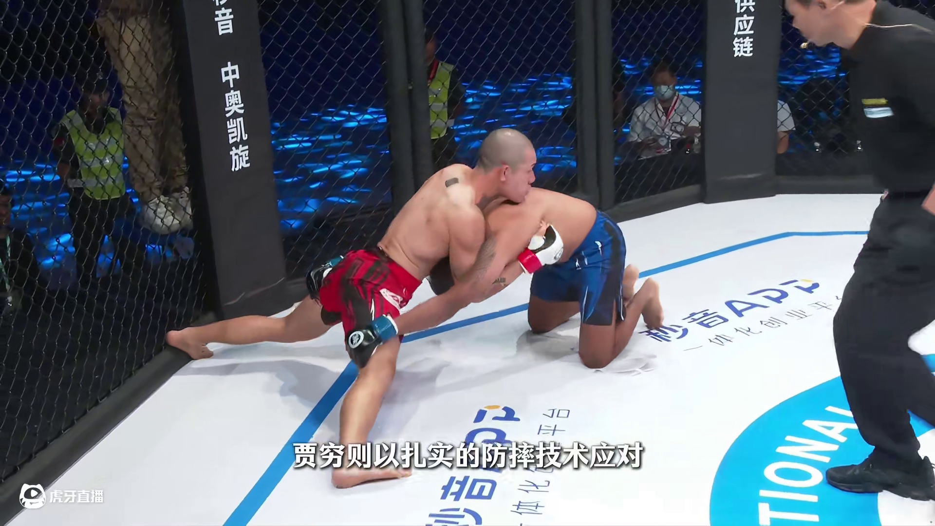 龙三格斗环球拳王巡回赛 贾穷VS库沙尔 维亚斯