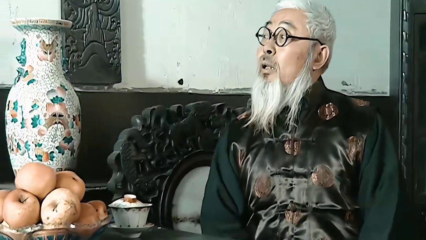 第64集李云龙去老丈人家提亲竟然掏出手枪 这可把老丈人吓得不