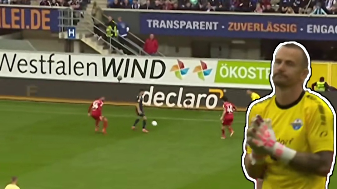 哥们你拿门将当中场踢#足球#