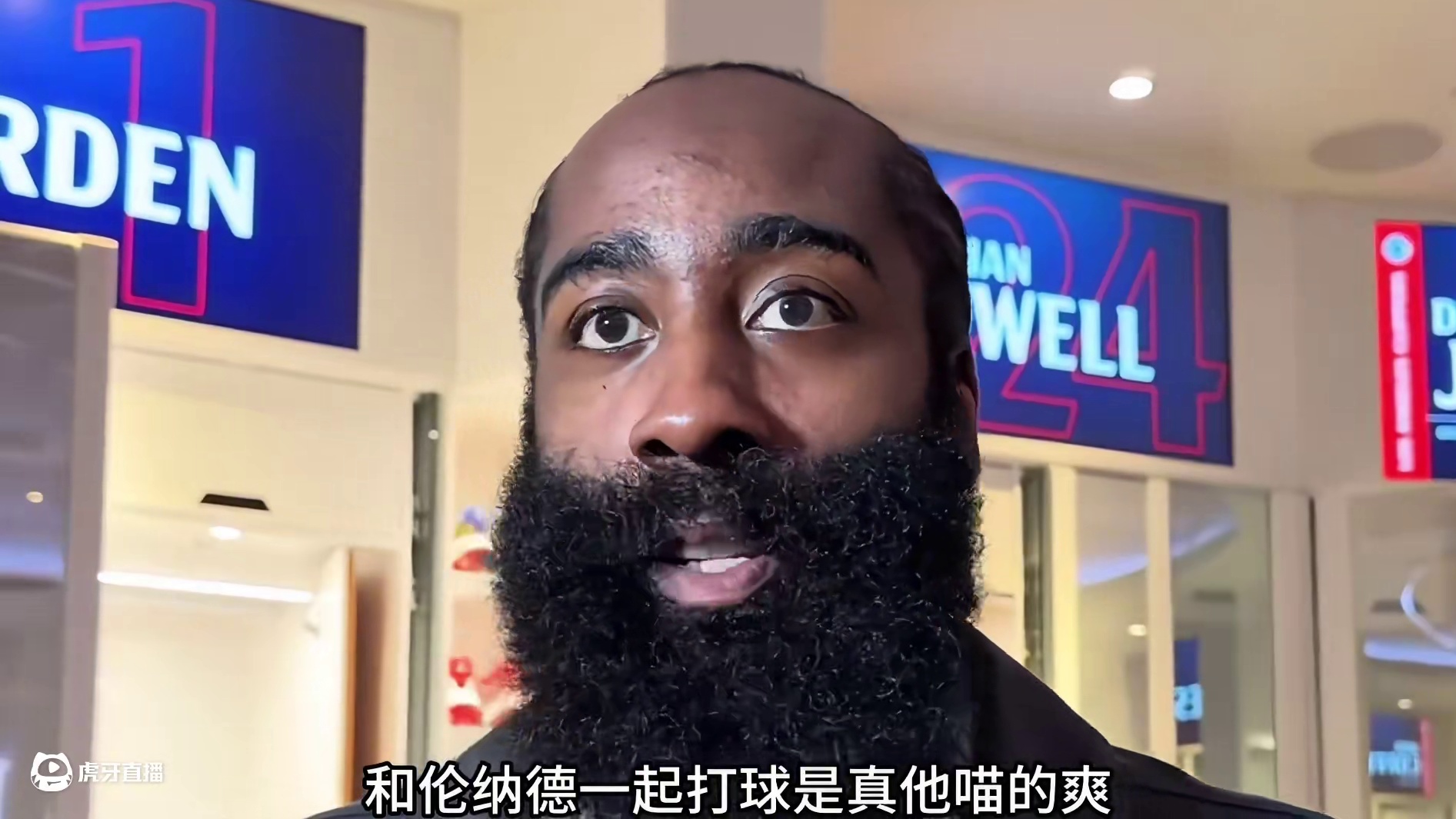 首秀狂轰12分！伦纳德交出完美答卷带领快船大胜老鹰