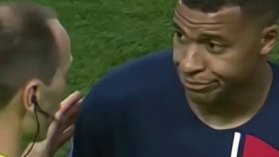 听听赛场上裁判都说些啥？