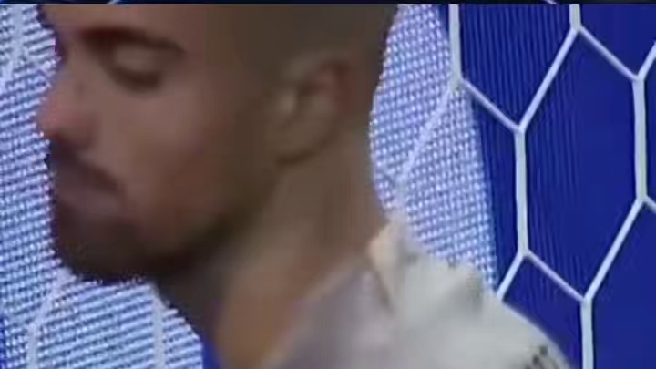 偶遇自己失误，拼尽全力无法战胜