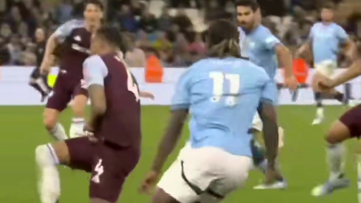 曼城又回来了，崛起的速度太快了