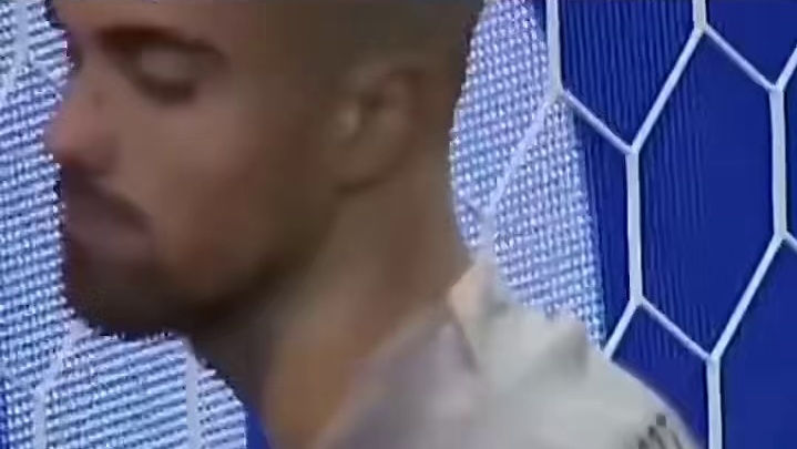 偶遇自己失误，拼尽全力无法战胜