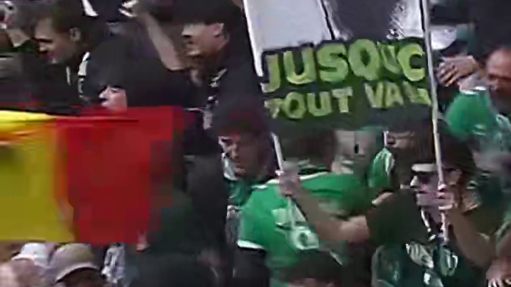 第一排观众：喂我花生