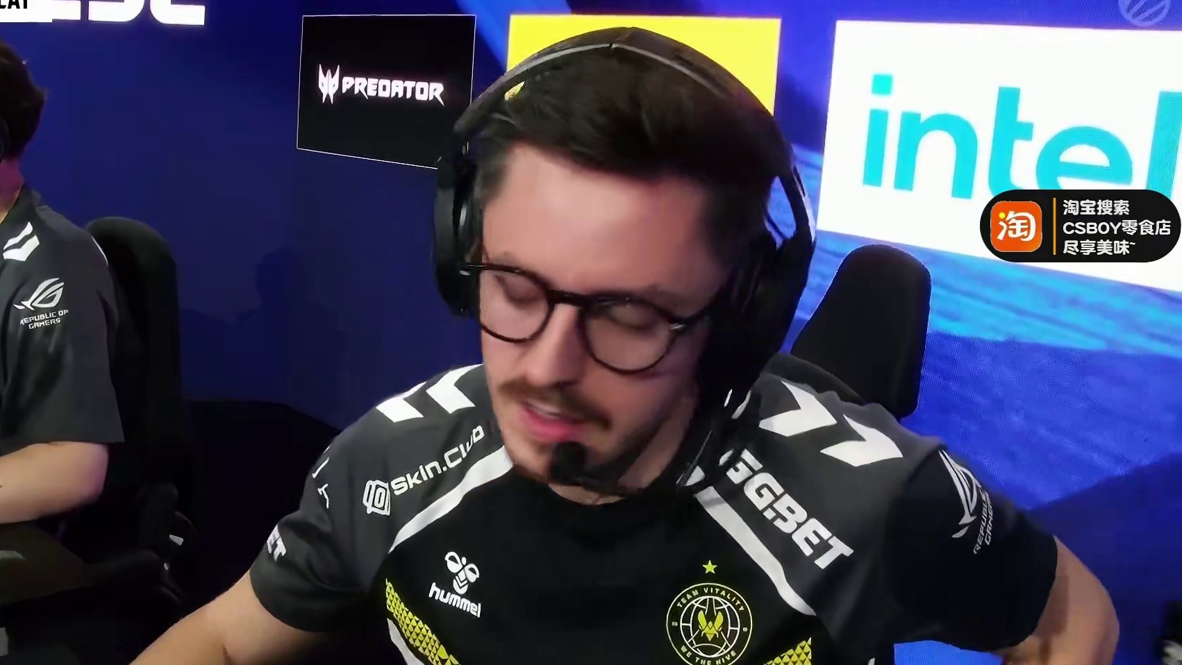 apEX焦躁情绪持续升级，团队氛围面临考验