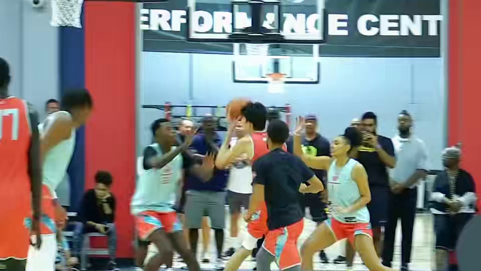 “勇士即将迎来最大挑战，一战或将跌入附加