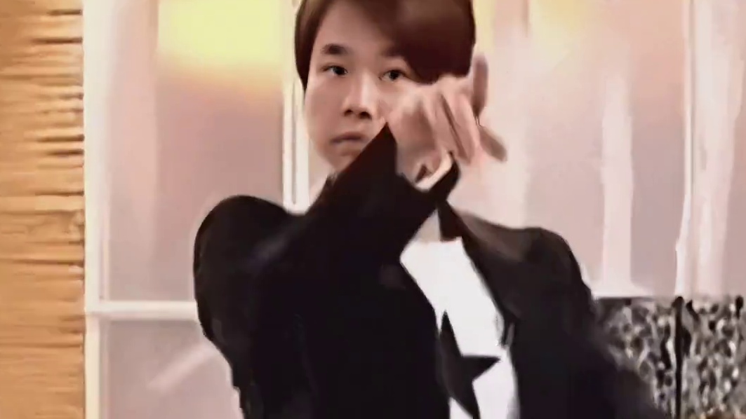 你们团粉今天是过大年了吗