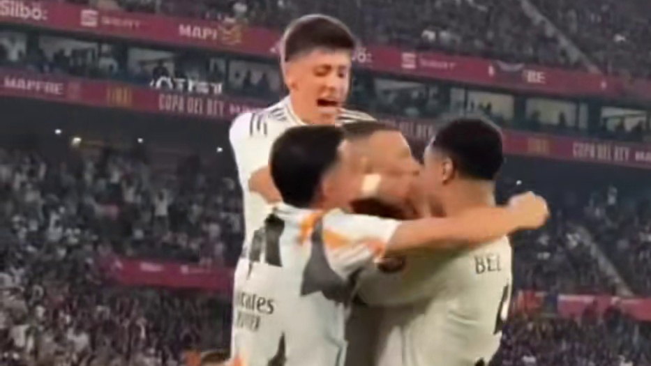 姆巴佩生涯首个任意球破门#足球#