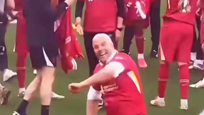 时隔五年！利物浦提前4轮夺得英超冠军