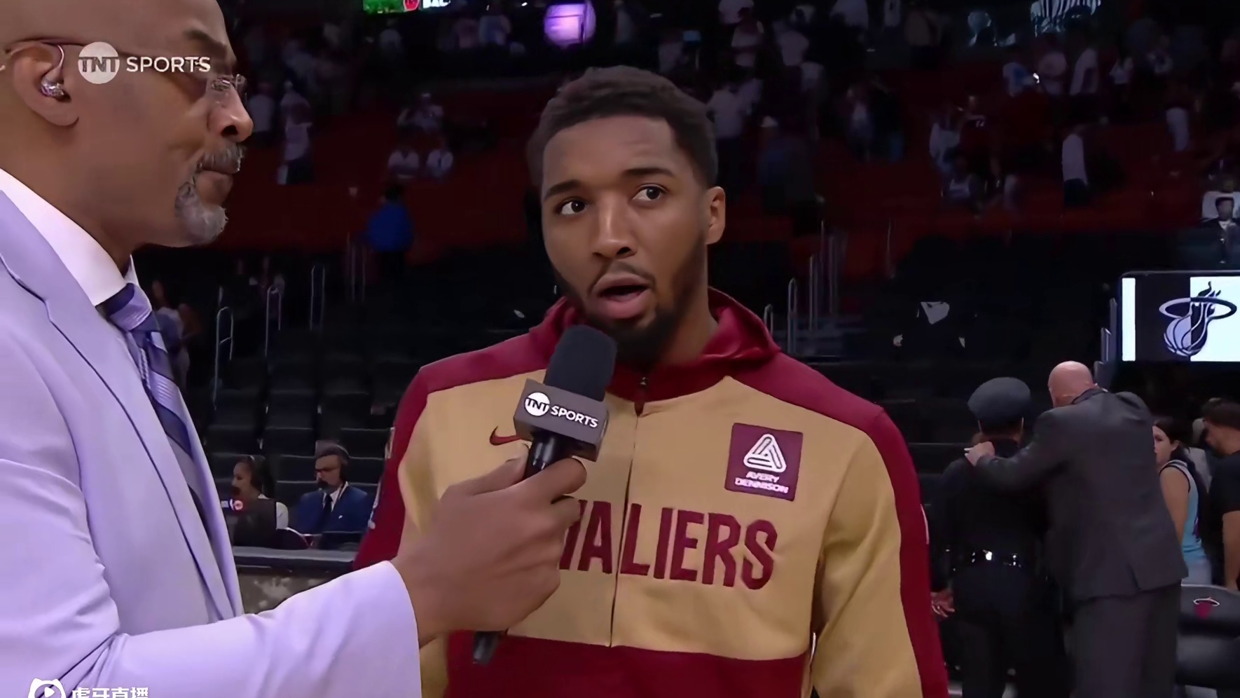 米切尔：为乐福祈祷，我们要利用休息时间迎战步行者或雄鹿