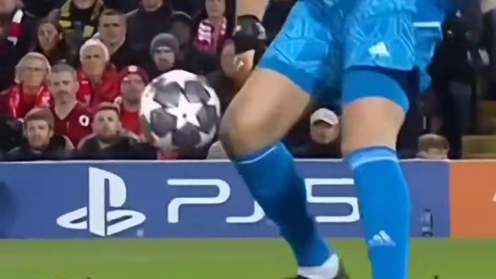 发动进攻？还是给我助攻？