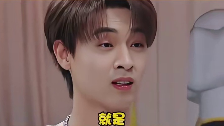 在李雪琴眼里，老秦没有一点缺点，确实老秦真的值得这样的夸奖！