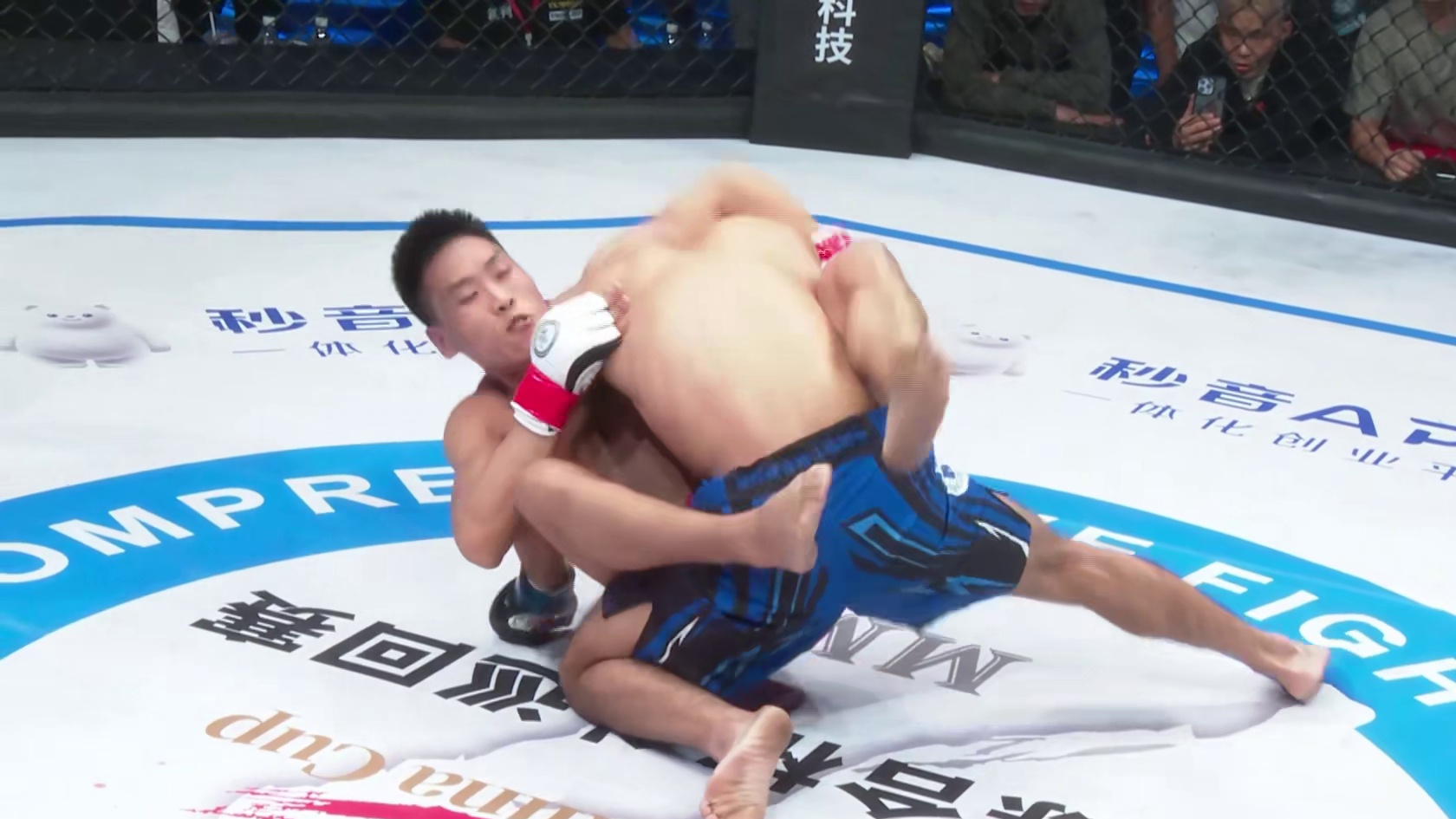 龙三格斗环球拳王巡回赛·广州站中岛良田VS泽朗扎西