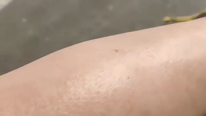 去山东淄博600多公里只为见兄弟一面，死嘴子