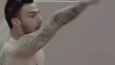 球员进球后因庆祝手势被足协永久禁赛！