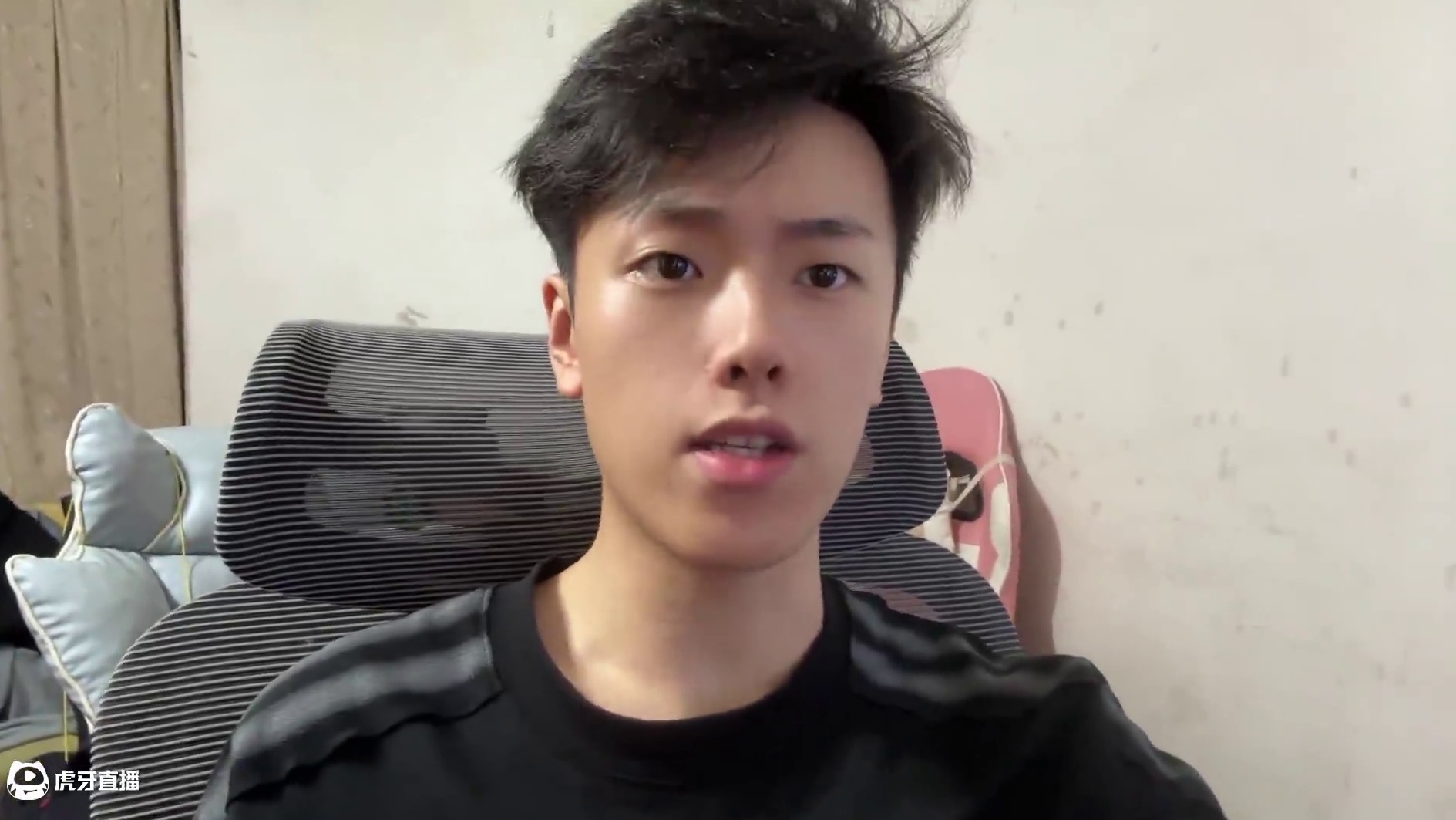 我们队伍无法忘记今天这一天 明天晚上7点争取打出好成绩，我也要加油多学一些忍者了，高手太多了，真能学