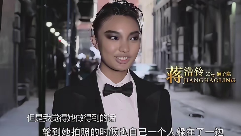 变性模特再穿男装心态崩溃，不能接受自己再有任何的男性风格！