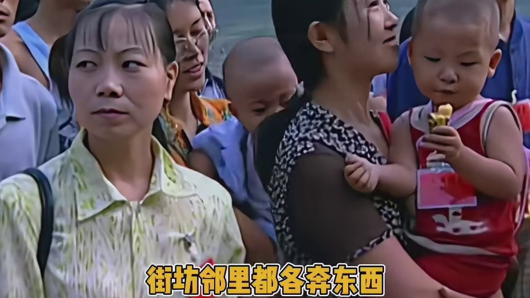 对于我们来说这是一个景点，但对于他们来说，这是他们回不去的家