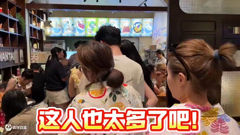 西双版纳超火的网红店！真有那么好吃？ #万物皆可搜 #婉泰 #西双版纳 #美食探店 #美食vlog